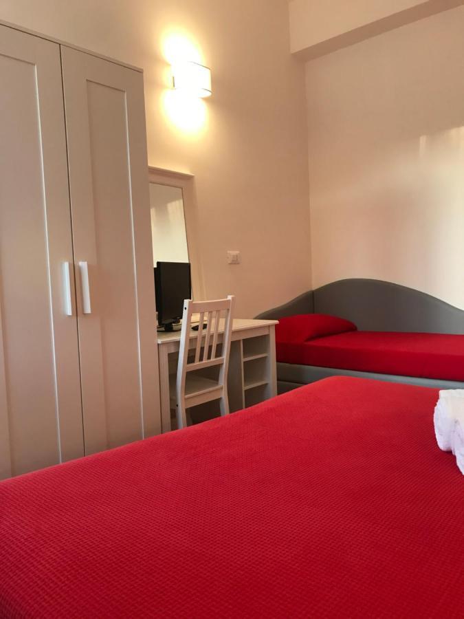 Hotel Augustus Μιλάνο Μαριτίμα Εξωτερικό φωτογραφία